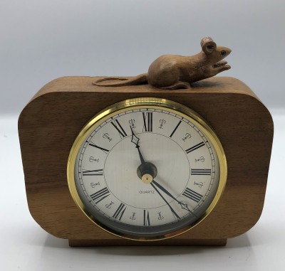 Mouseman Style clock